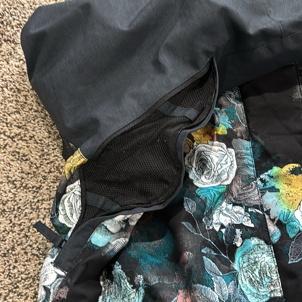 Roxy Jacket - Picture 3 of 7